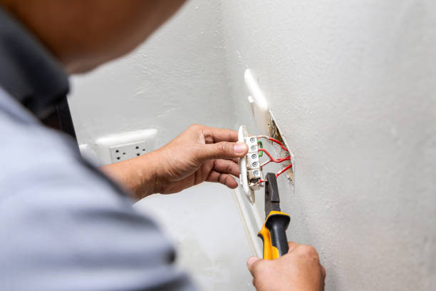 Best Commercial Electrician Services  in Monsey, NY